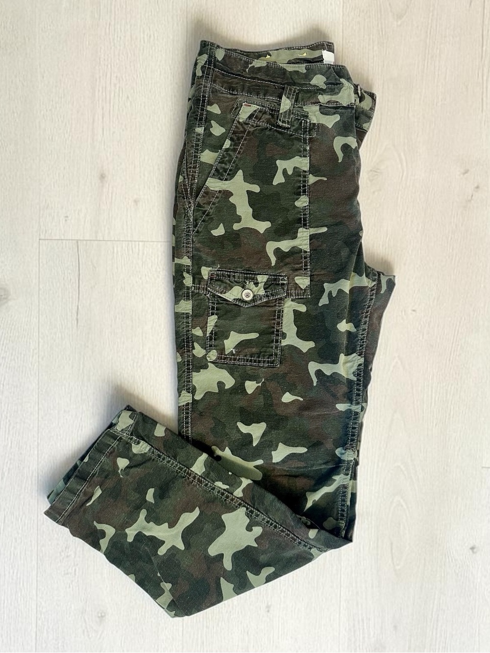 Anthropologie Woman’s ‘The Wanderer’ Camouflage Pants - Green/Brown size 28